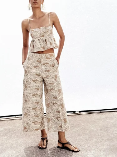 Pantalones cortos de cintura alta con tirantes y temperamento bordado para mujer, estilo europeo y americano, verano 2025, 2025