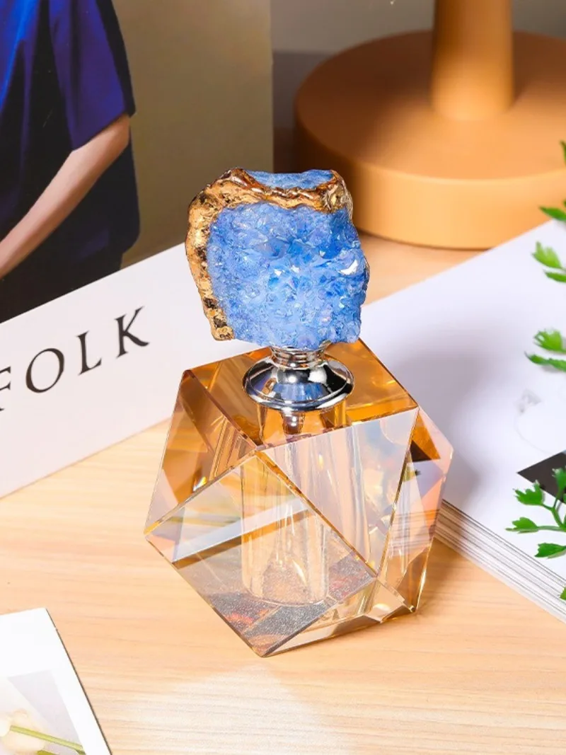 Creatieve polygonale kristallen glazen parfumfles, amberkleurige kristallen agaat parfumfles, luxe decoratieve pot voor thuis, woondecoratie - afbeelding 2