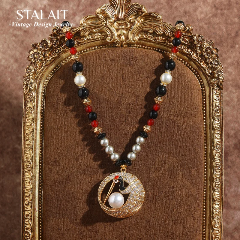 

Vintage Pearl Necklace Woman Rhinestones Crane Pendants And Charms Black Agate Beads Jewelry Antique Gold Color Accessories 2025