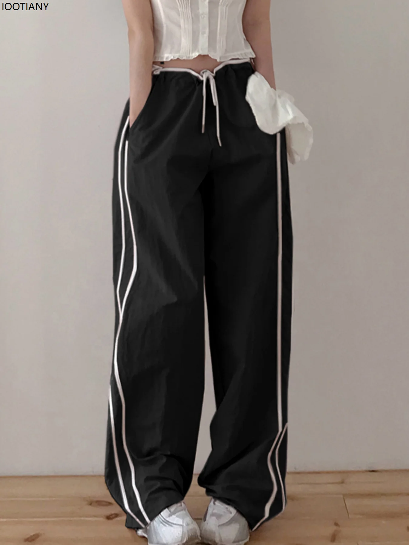 Women's Black Loose Casual Pants Y2k Street Contrast Low Waist Straight Pants Korean Fashion Trousers Striped Sweatpants 2025