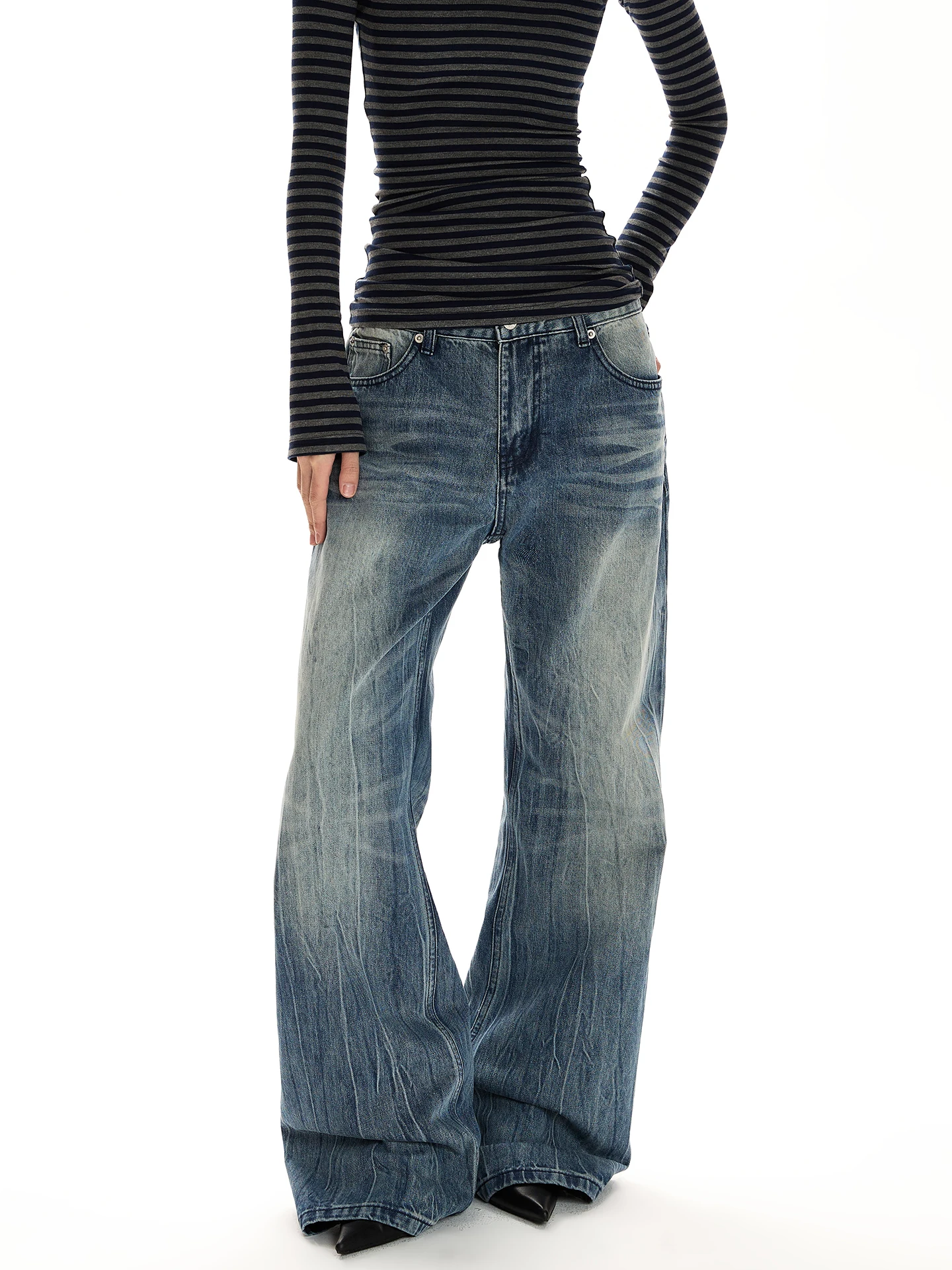 

Винтажные джинсы в американском уличном стиле с эффектом потертости, унисекс, свободные, прямые, слегка расклешенные, удлиненные, визуально стройнящие