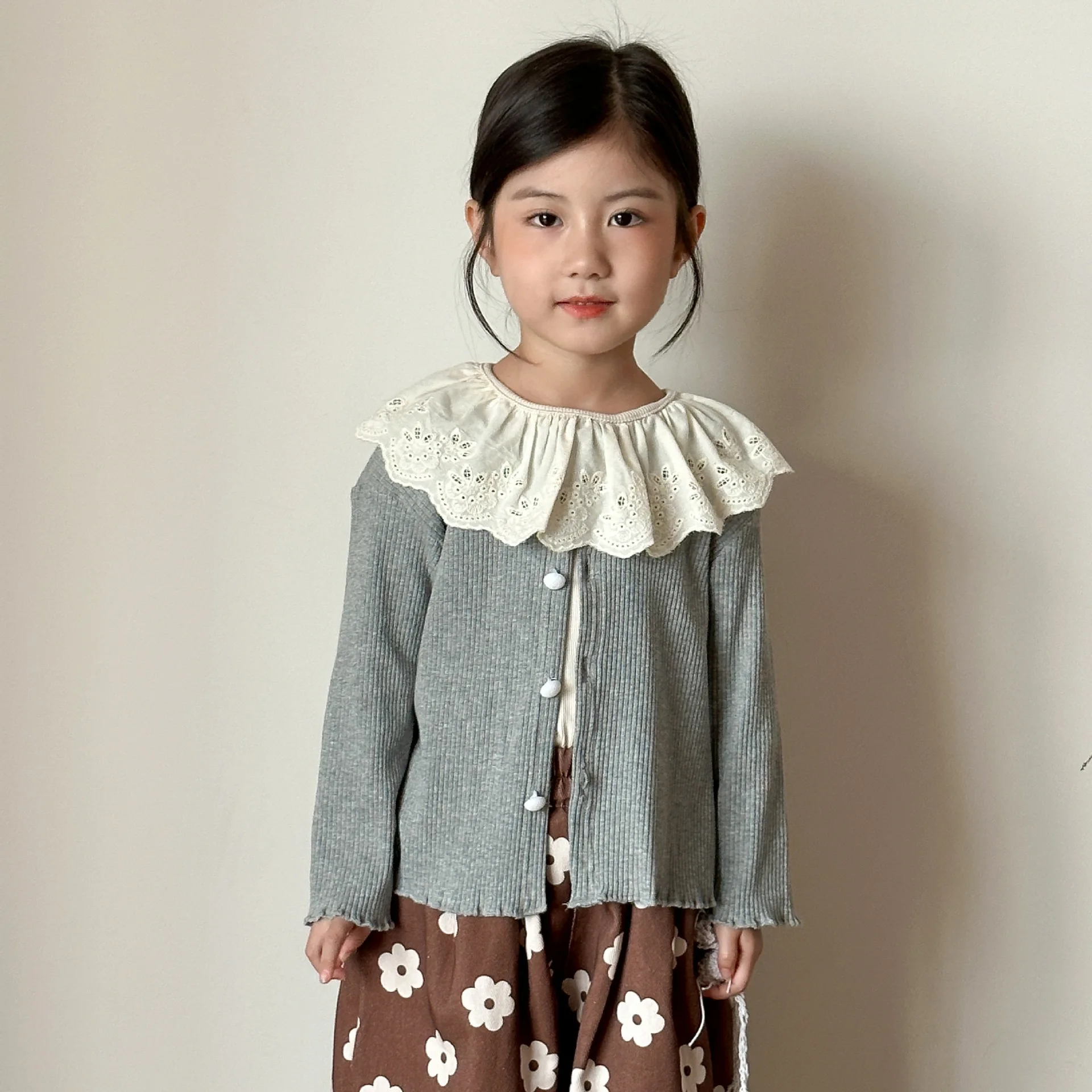 

2025 New Autumn Children's Knitted Sweater Children's Cardigan Stylish And Fashionable Baby Coat Top