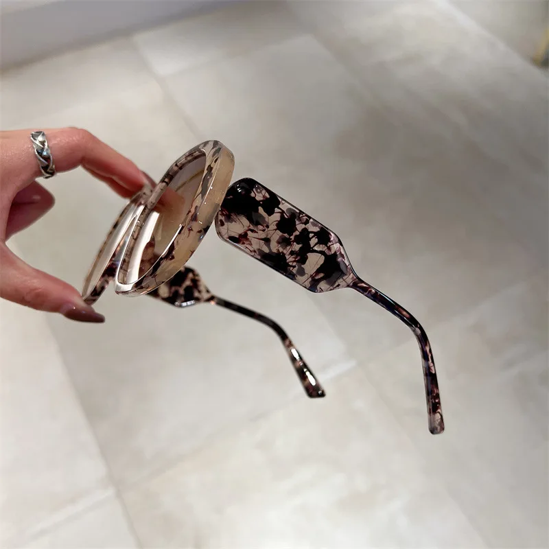 Luxury Brand Designer Big Frame Sunglasses Women Vintage Fashion Round Sun Glasses Trending Punk Oversized Elegant Shades UV400