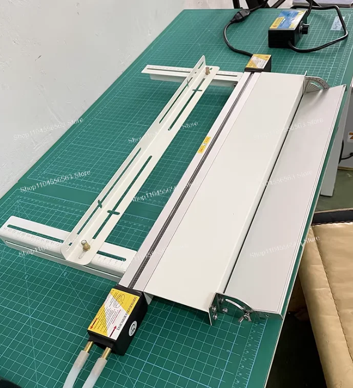 Plastic Bending Machine with Length Positioning for Acrylic PVC Sheet Advertising Light Box Heat Bender