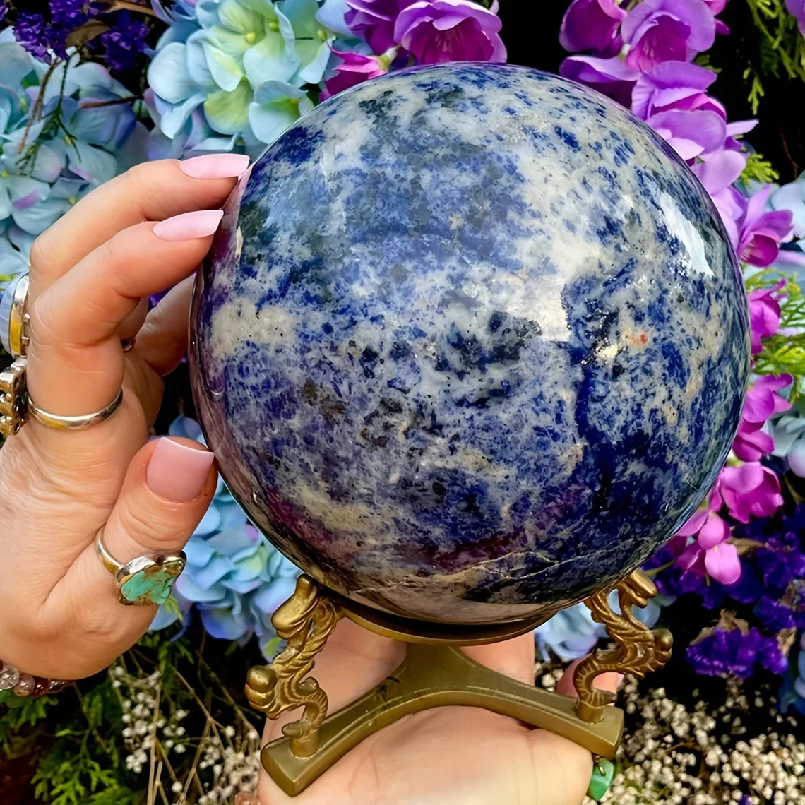 Una sfera di lapislazzuli, una sfera di cristallo blu, adatta per la decorazione della casa, regali di compleanno, regali di Natale, design di gioielli