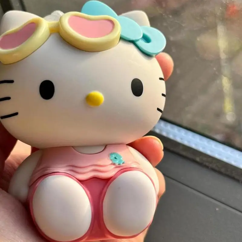 Sanrio Hello Kitty kleurveranderende sleutelhanger Kt Cat Bag Ornament Cartoon sleutelhanger verjaardag Kawaii hangende kerstverjaardagscadeaus