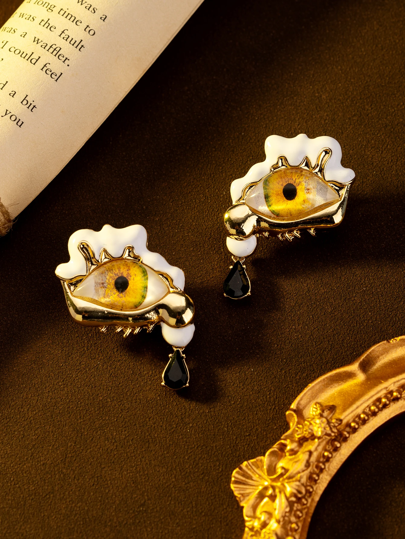 Demon Eye Set Enamel Necklace Classical European and American Exaggerated Earrings Ring is suitable for banquets and festivals
