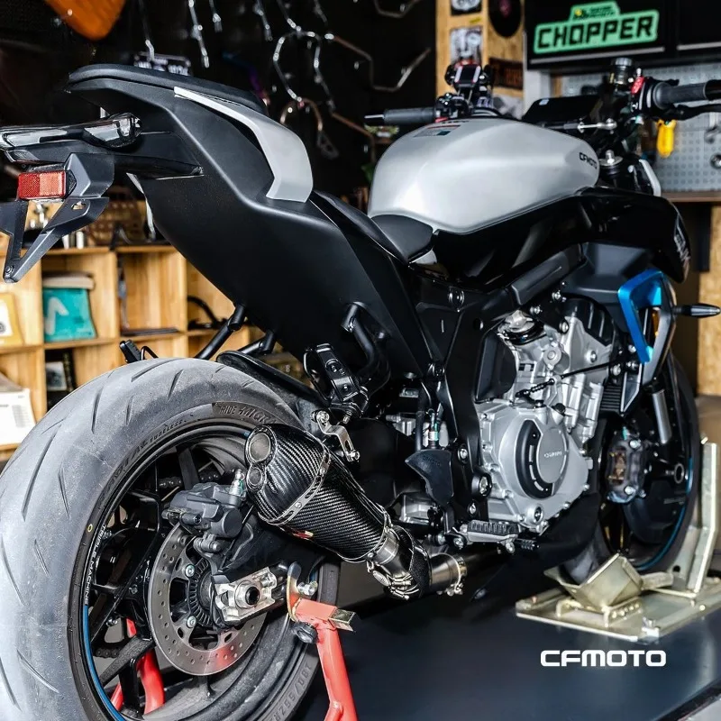 Full Size Custom Motorcycle Exhaust PipeRS Chunfeng 675SR/NK Modified Full-section Short Oblique Hexagonal Double-hole Exhaust P 3