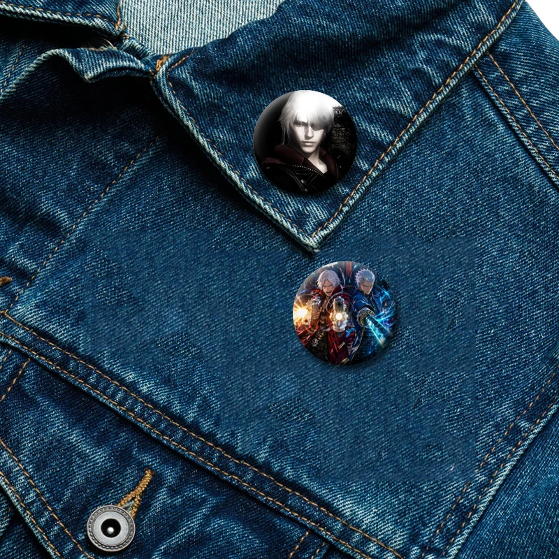 58mm Devil May Cry Dante Vergil Creative Badge Soft Button Pins Tinplate Brooches for Clothes Backpack Decoration Souvenir Gifts