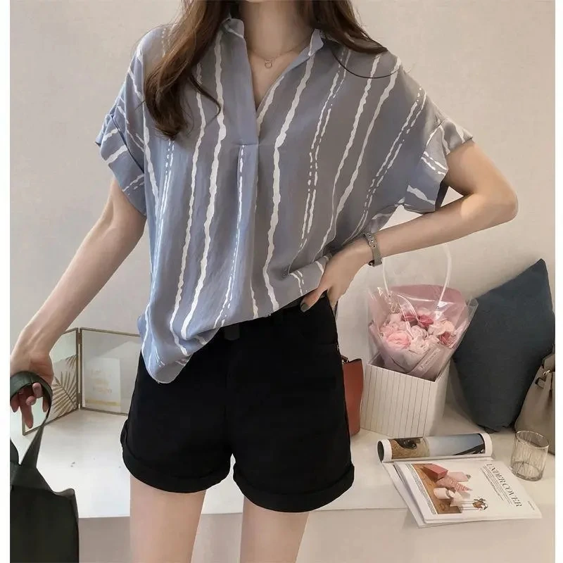 

2022 summer new Korean version large size striped shirt women's short-sleeved top loose and thin casual shirt bottoming shirt