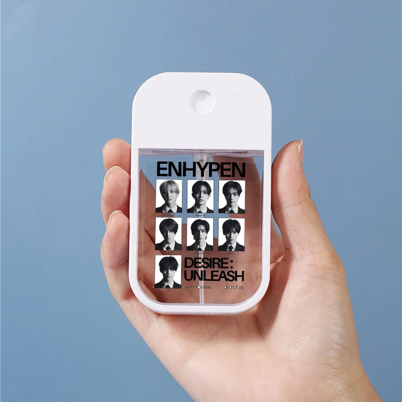 

45ml ENHYPEN Card Spray Bottle KPOP Men's Team Portable Refillable Hand Sanitizer Alcohol Bottle Travel Sub-bottling Bottles new