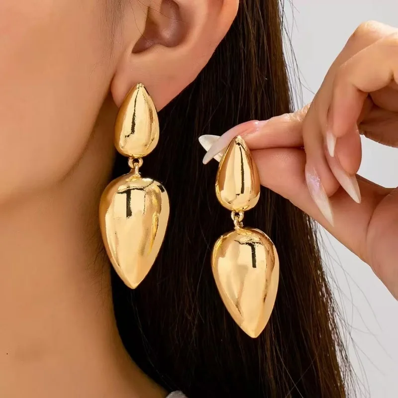Retro Style Metal Earrings for Women Creative Unique Tear-drop Irregular Daily Commute Versatile Accessory Waterdrop Non-conform