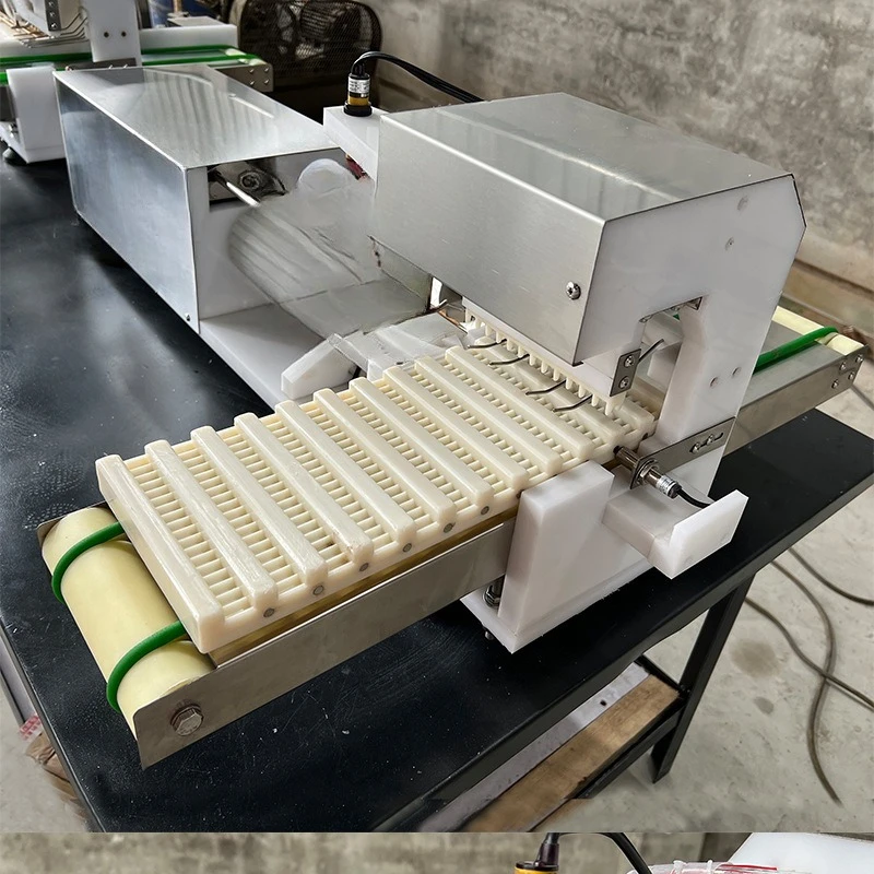 Automatic skewer equipment Fully automatic large skewer machine Multifunctional small cost mutton and pork skewer machine