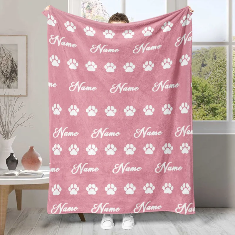 1 قطعة بطانية اسم مخصص مع نمط طباعة مخلب القط لطيف جميع المواسم المنزل لينة مريحة الفانيلا بطانية غرفة نوم مدرب ديكور #1