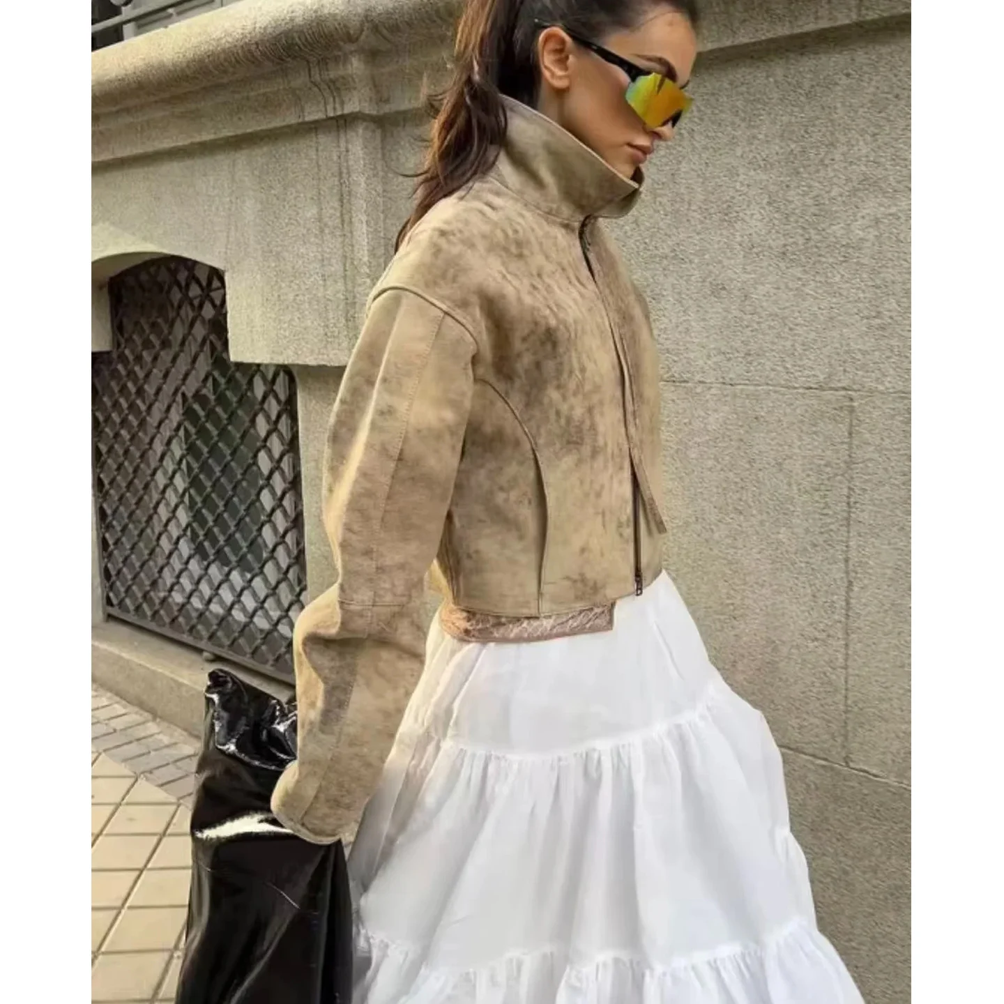 冬の新作レディースカジュアルスリーブジッパー装飾ロングスリーブプリントジャケットコートデザインファションセンセーション