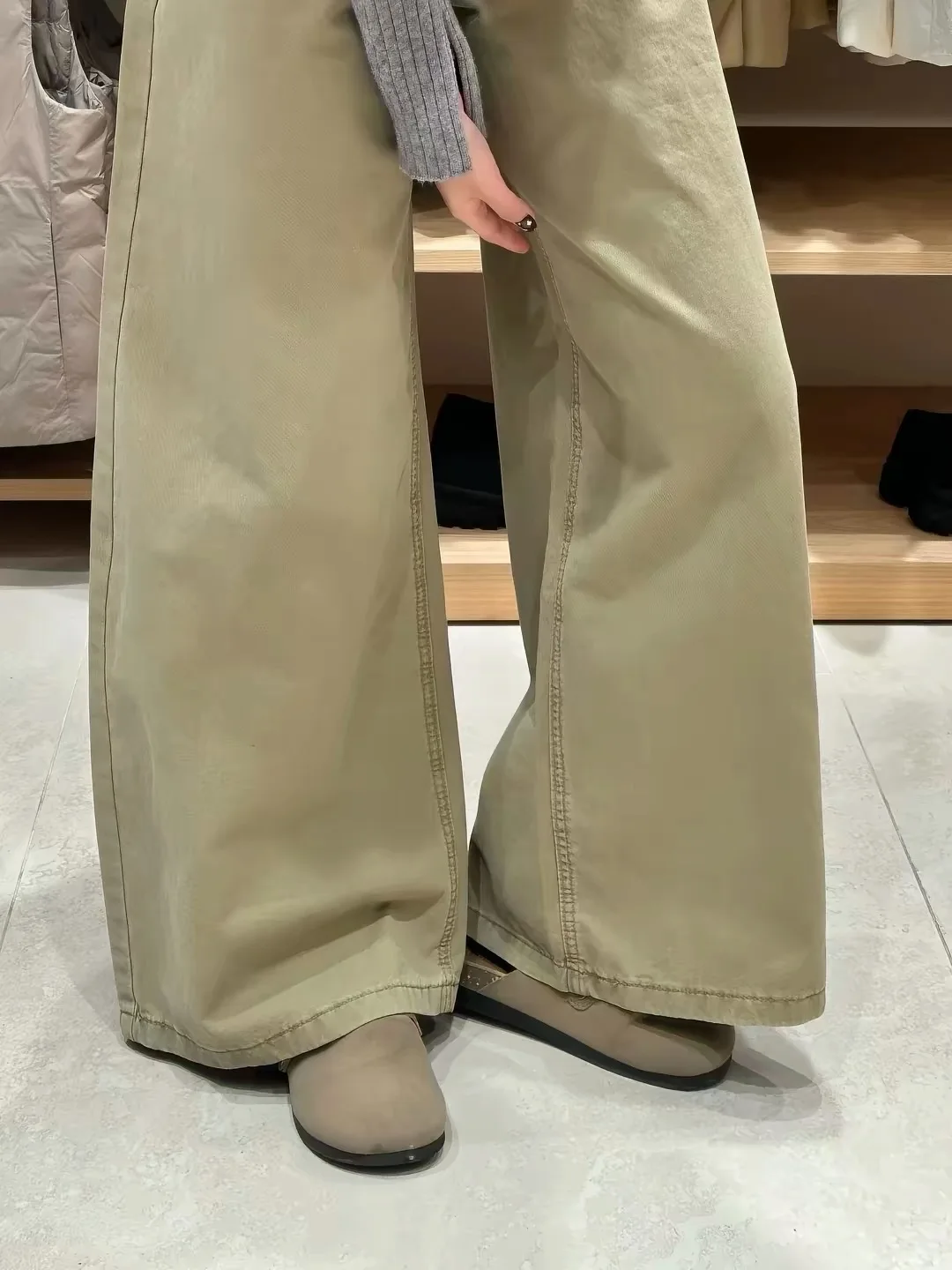 Khaki Wide Leg Denim Jeans Women's Autumn 2026 New Pear Body Shape Drapey Middle And High School Students Long Pants