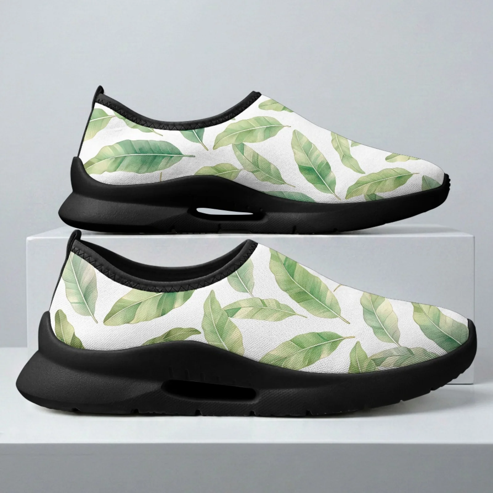 PENSTROLL Green Banana Leaf Print Breathable Walking Shoes for Men Everyday Wear Summer, Non Slip Casual Shoes