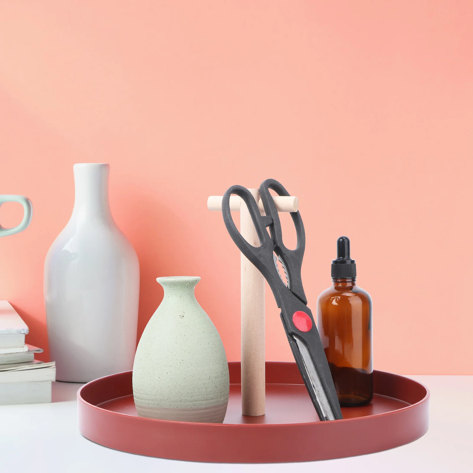 

1Pcs Wooden Storage Tray with Handle Rustic Home Decor Plate for Keys Remote Snacks Desktop Hotel Use Simple Elegant Round Shape