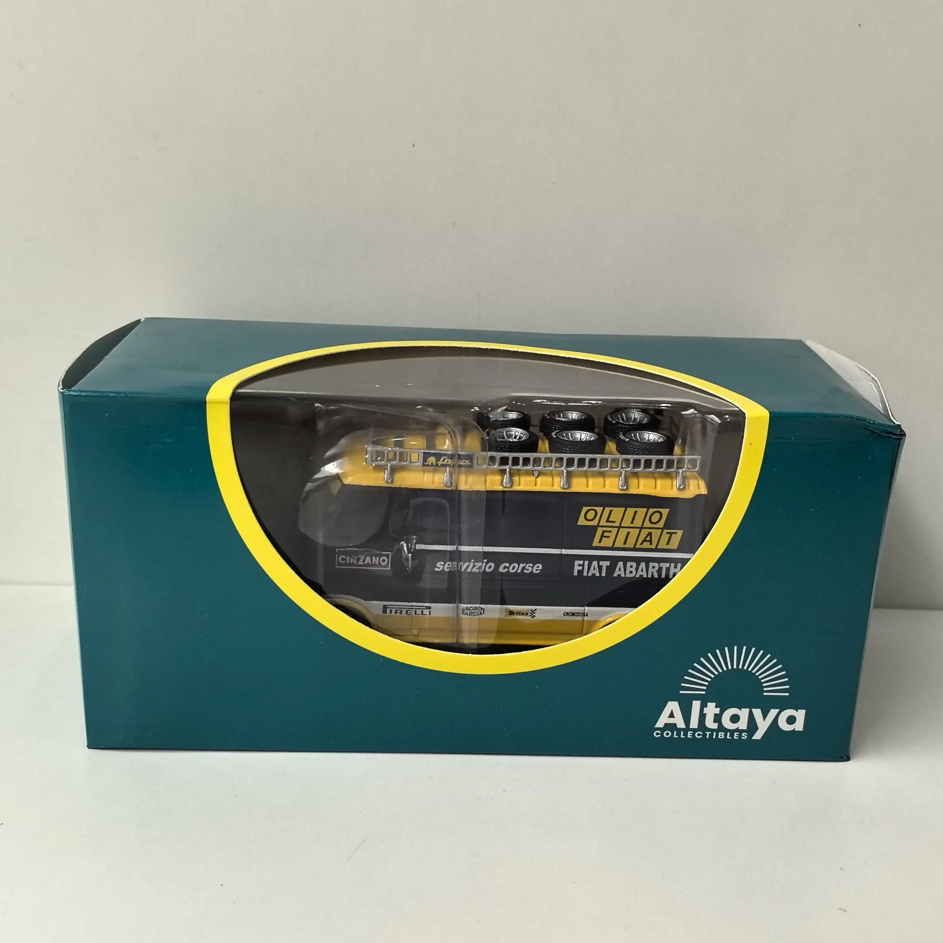 

Diecast ALTAYA 1/43 Scale FIAT 242E IXO X4 Alloy Car Model