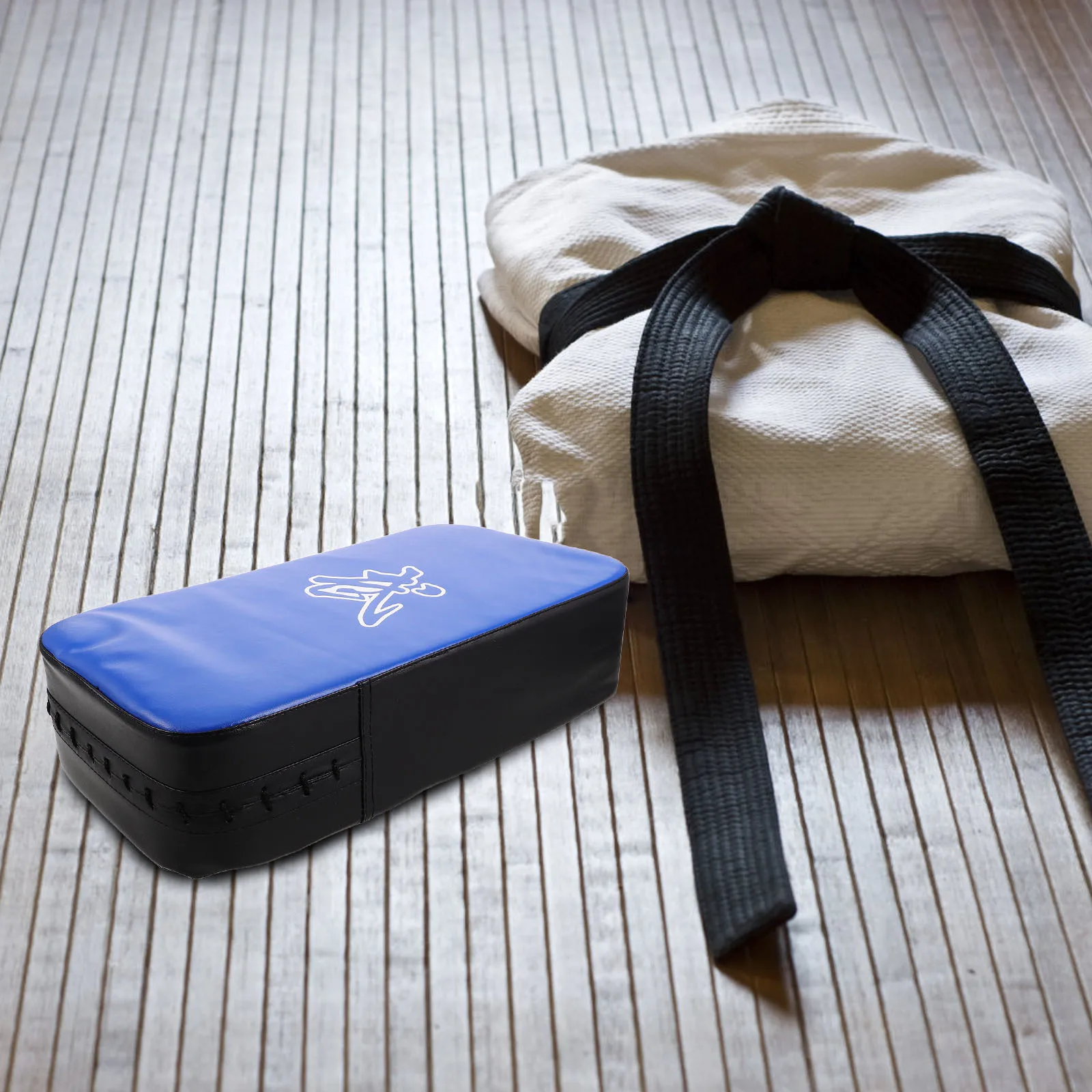 

High Impact Taekwondo Strike Pad Blue Multipurpose Use in Professional Competitions Or Personal Practice Karate Kicking Boxing