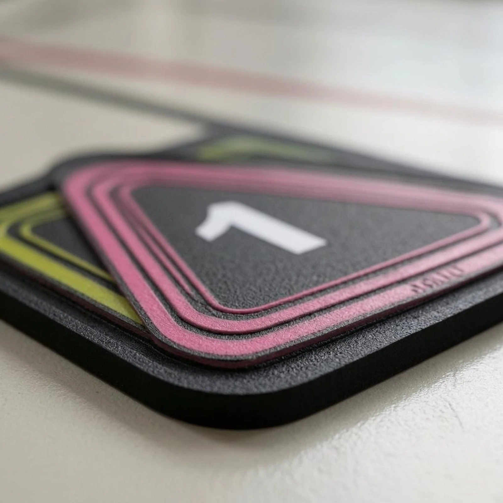 10 Pieces Triangular Floor Marker Indoor Outdoor Numbered Training Marker Sports Gear Lightweight Easy to Move