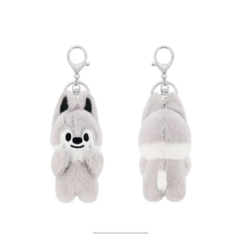 

SKZOO's new pilot doll official matching magnetic keychain is high in appearance value, versatile, and fashionable