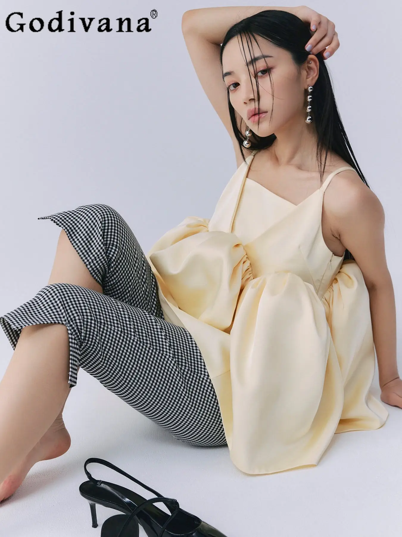 

Spring and Summer New Japanese Fashion Sweet Tank Top Girls Woman's Bud Ruffles Hem Sleeveless Top Lady Solid Color Casual Camis