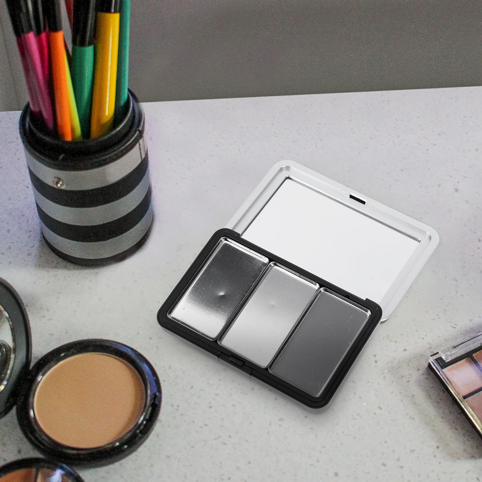 

Empty Eyeshadow Box Refillable Lipstick Container Blush Palette DIY Makeup Storage Cases Portable Travel Size Eyeshadow Powder
