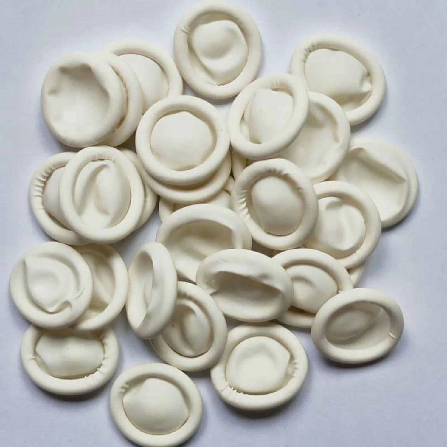 Enhanced Protection Hygienic Clean White Disposable Latex Finger Covers - Anti-Static Embroidered Feature for Premium Safety - P