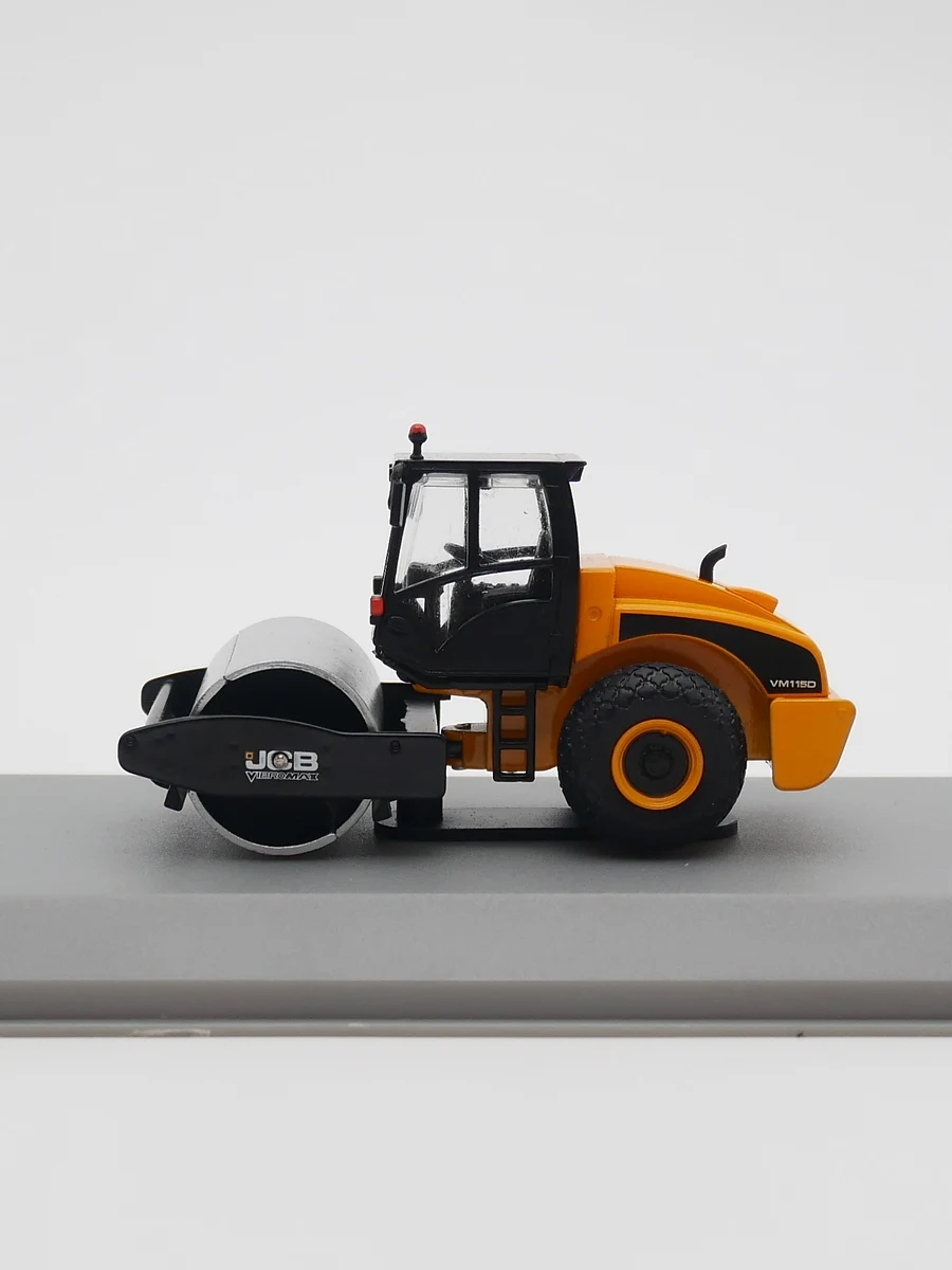 Ixo 1:72 Construction Equipment JCB Vibromax VM 115 Road Roller Diecast Model