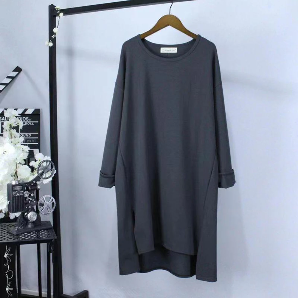 เสื้อยืดด้านในแขนยาวสำหรับผู้หญิง, เดรสเสื้อเชิ้ตตัวในทรงหลวมโอเวอร์ไซส์ขนาดกลางถึงยาว