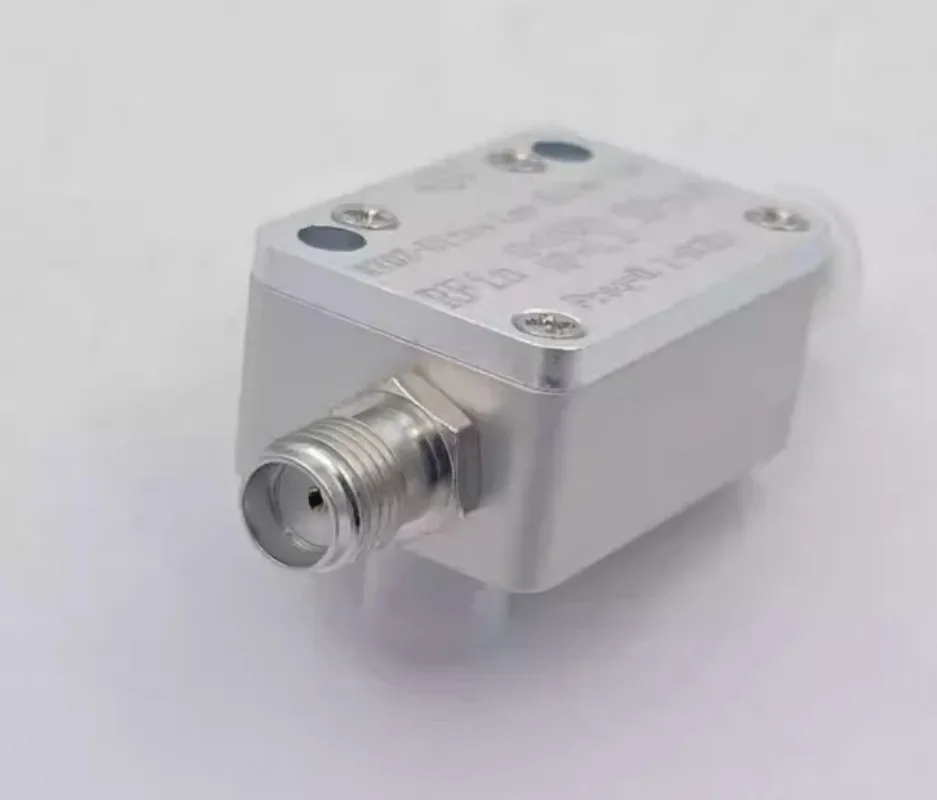 1Pc Ultra Low Noise LNA NF=0.3 0.1-6GHz Wideband RF Signal  Module