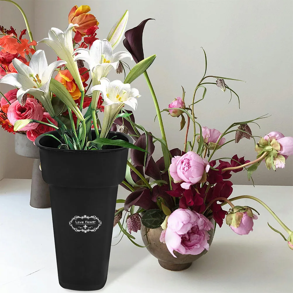 

Retro Flower Bucket Large Vintage-Style Tabletop Arrangement Holder For Home Office Farmhouse Decorative Plant Container