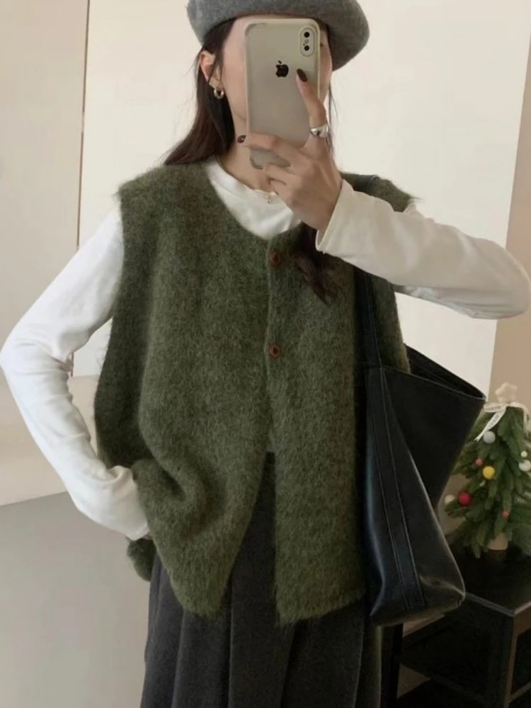 

Korean Style Lazy Soft Cozy Women's Knitted Sweater Vest Spring 2026 New Loose Layering round Neck Long Sleeve Short Length