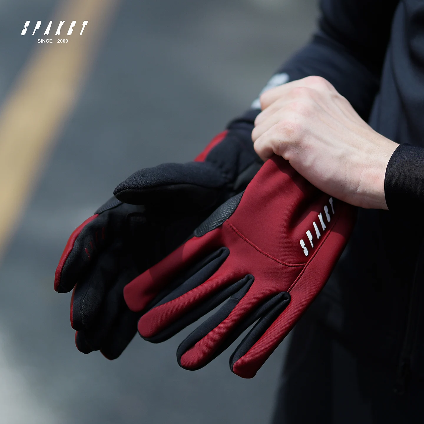 SPAKCT 2025 Autumn-Winter Cycling Gloves - Men's and Women's Windproof Mountain Road Bicycle Full-Finger Touchscreen Gloves