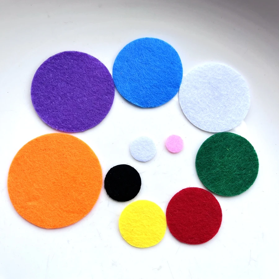 Beautiful colored non-woven fabric circular felt DIY sewing scrapbook handmade accessories various colors  sizes to choose from