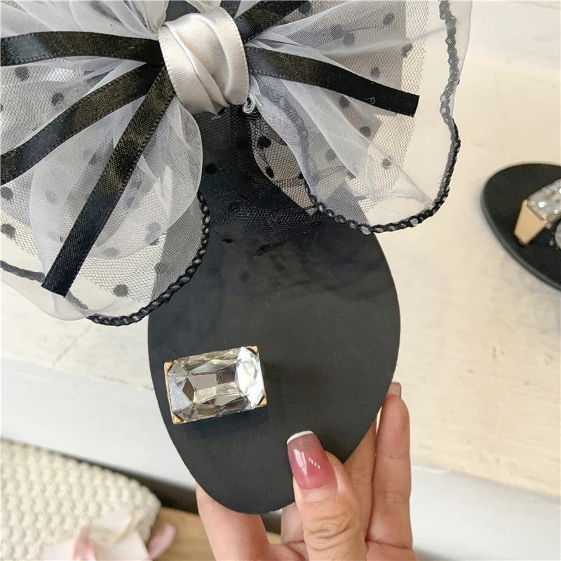 Pmwrun  2022 Fashion Flowers Slippers Women Larger Rhinestone Ring Toe Cute Polka Dot Bow-tie Flats  Indoor Shoes Ladies