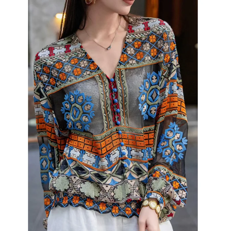 Spring New Exclusive design V-neck Exquisite Positioning Embroidered Silk Fabric Long Sleeve Retro Women's Shirt S-XL