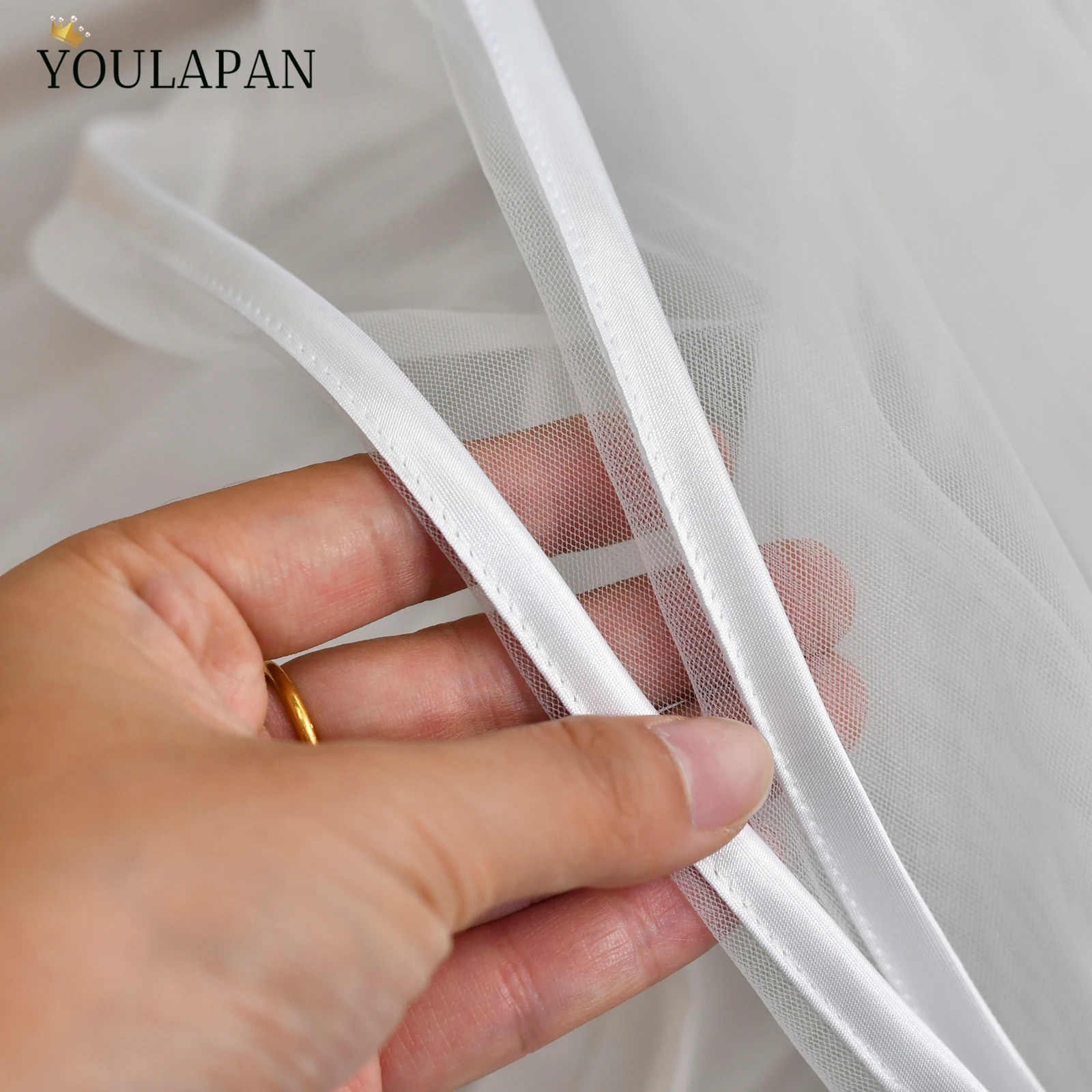 YouLaPan Bridal Overskirt Double Layer White Tulle Satin Edge Detachable Wedding Train Para Novia Clip On Accessory VB36