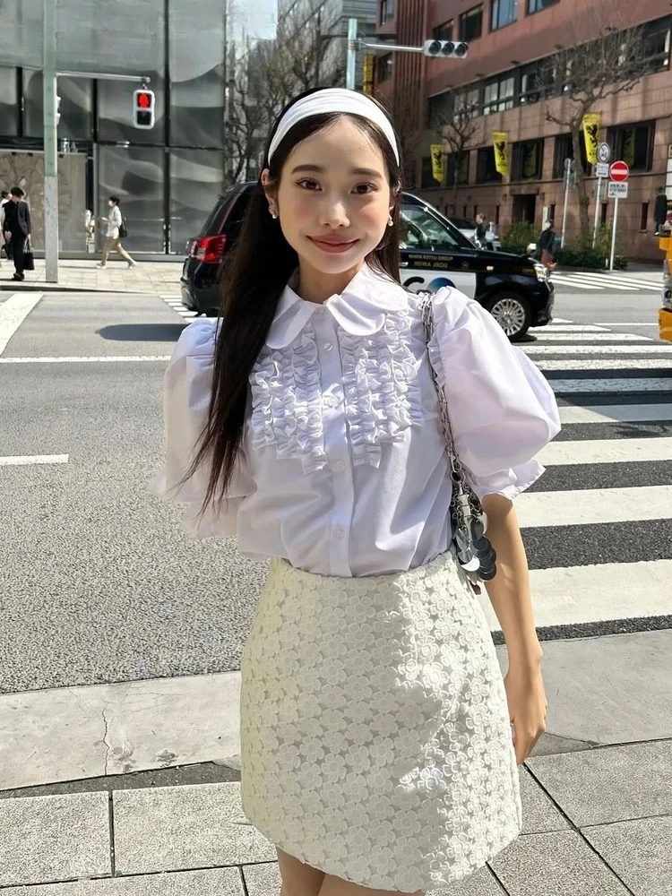 Letnia Nowa Moda Biała Kwiatowa Spódniczka Mini w Kształcie Litery A dla Kobiet Słodkie i Urocze Dziewczyny Uniwersalna Spódniczka Krótka z Wysokim Stanem Wyszczuplająca