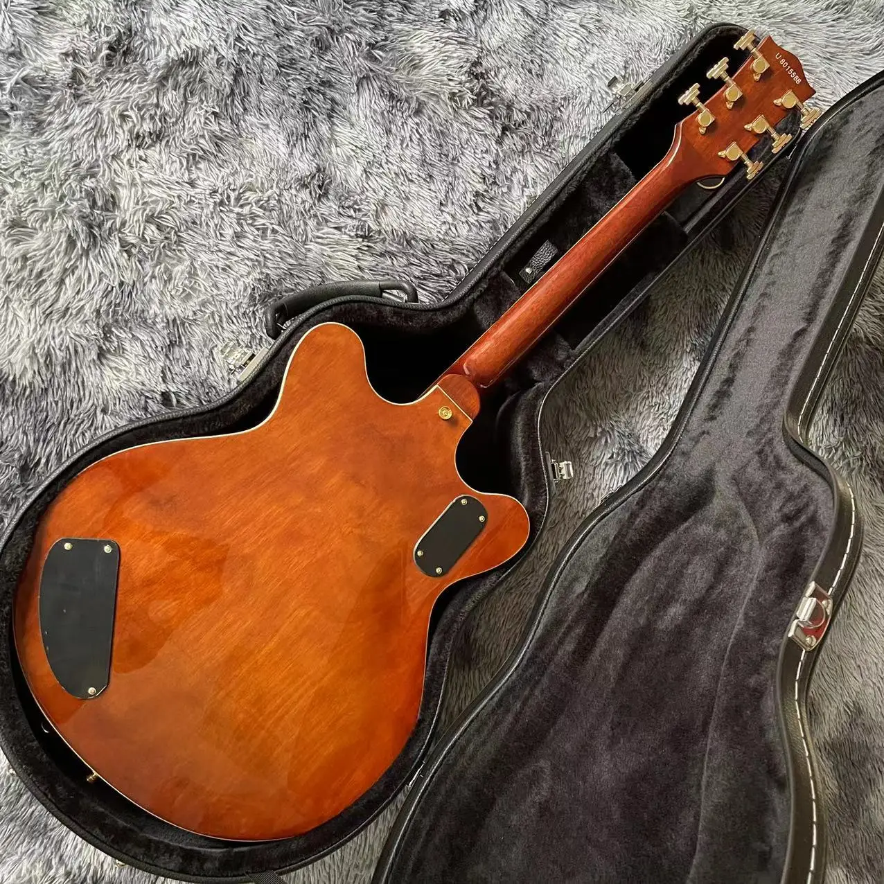 

Custom G5422tg Electr Matic Classic Hollow Body Electric Guitar with Double Cut Bigsby and Gold Hardware