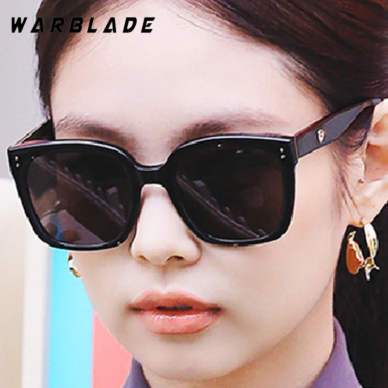 

Luxury Designer 2025 Rice Nail Decorate Square Frame Sunglasses Women Men Outdoor Travel Street Snap Shade Eyewear UV400 Lentes