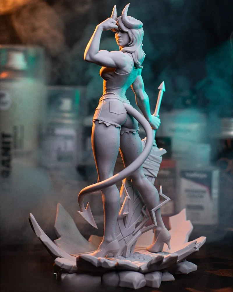 1/24 Scale Resin Figure Assembled Model Kit Fantasy Hobby Miniature Sculpture Malevola Unassembled and Unpainted