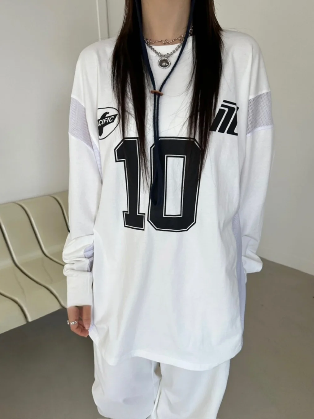 

Ретро SEI, ранняя осень, уникальный дизайн, сращенная спортивная одежда, повседневная тонкая длинная винтажная футболка Ball irt, корейская футболка Sle V-Ne