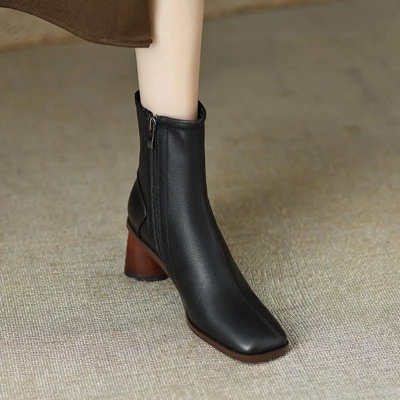 Krazing Pot New Arrival Cow Leather Square Toe Thick High Heels Chelsea Boots Gentlewomen Simple Style Joker Zipper Ankle Boots