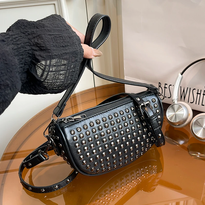 

Small Semicircle Saddle Crossbody Bag Women Moto Style Rivet Shoulder Bag Designer Handbag And Purse Clutch Bag Sling Armpit Bag