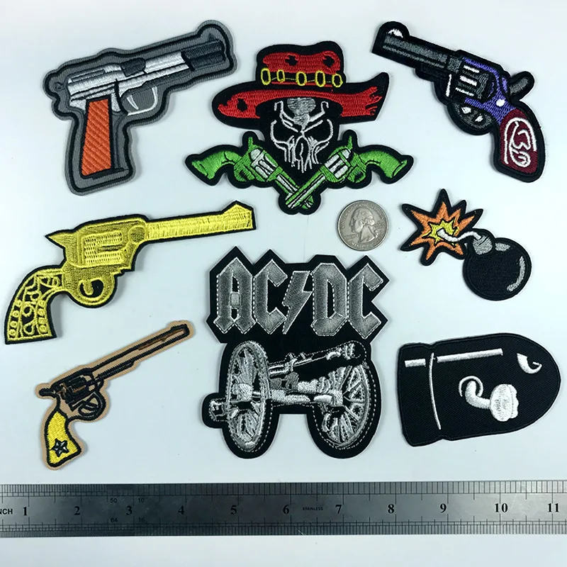 Top Gun Pistol Cannon Skull Cowboy Revolver Bullet Cloth Cartoon Adhesive-backed Embroidered Clothing Shoes and Hats Patch