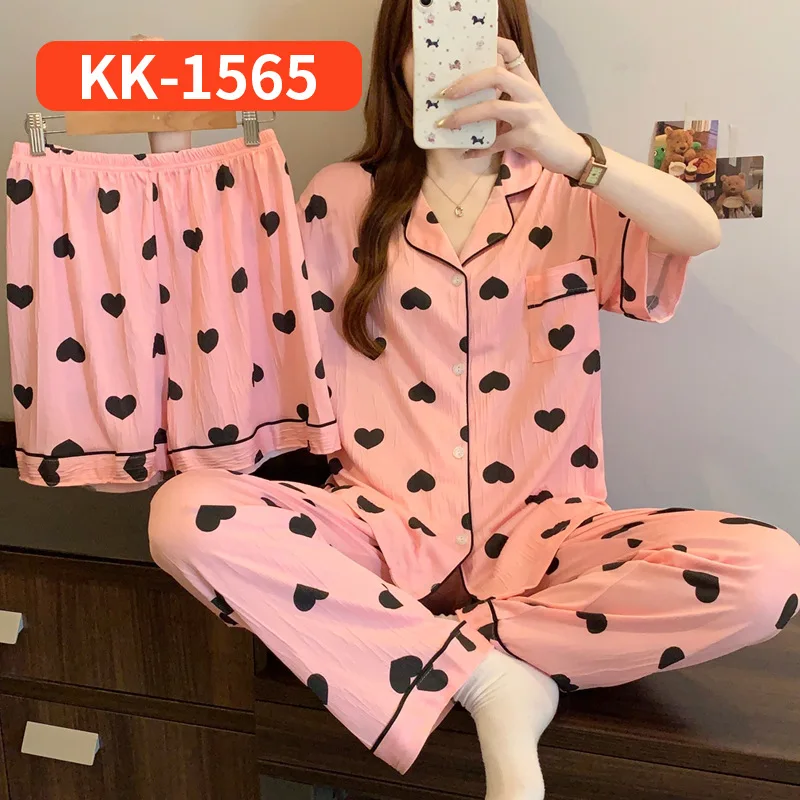 Girls' Short-sleeved Summer New Style Pajama Set with Heart Pattern, Popular Among Women, Three-piece Set for Home Wear.