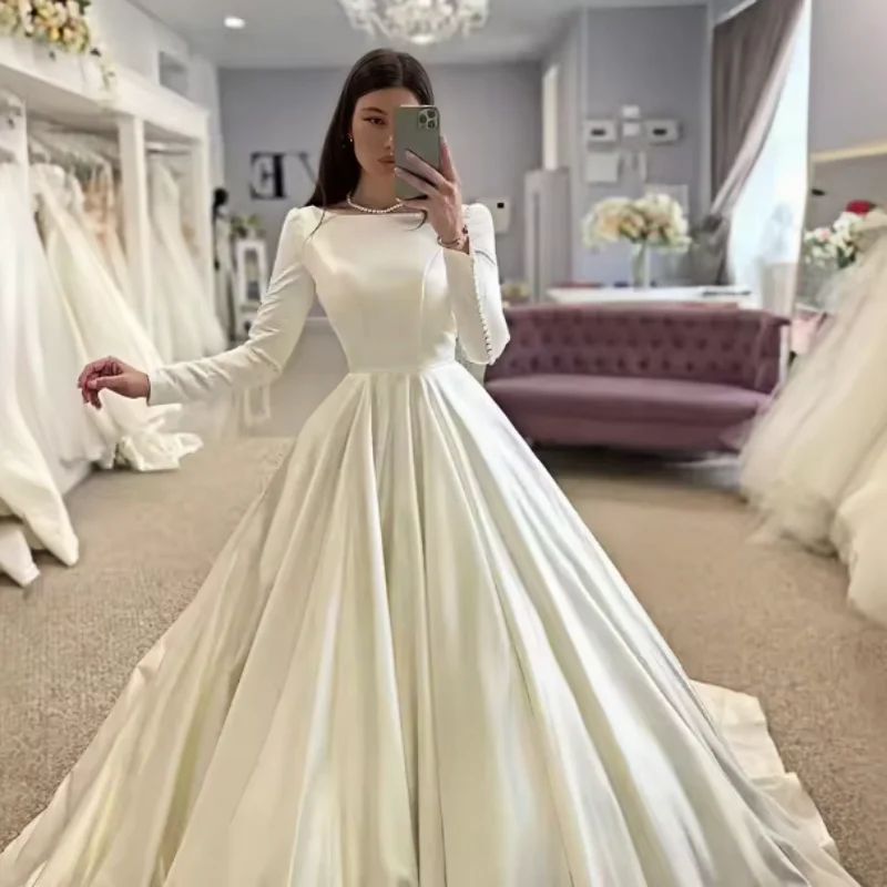 

Customized Simple Satin Wedding Dress Court Train Floor-Length Bride A-Line Long Sleeves O-neck Pleat Vestido De Bridal Gown