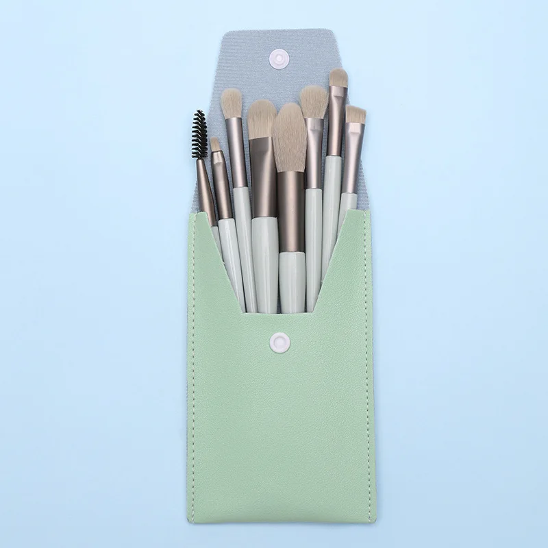 Ombretto Fondotinta in polvere Ciglia Correttore labbra Fard Set di pennelli per trucco 8 pezzi Mini set di pennelli per trucco morbido portatile da viaggio